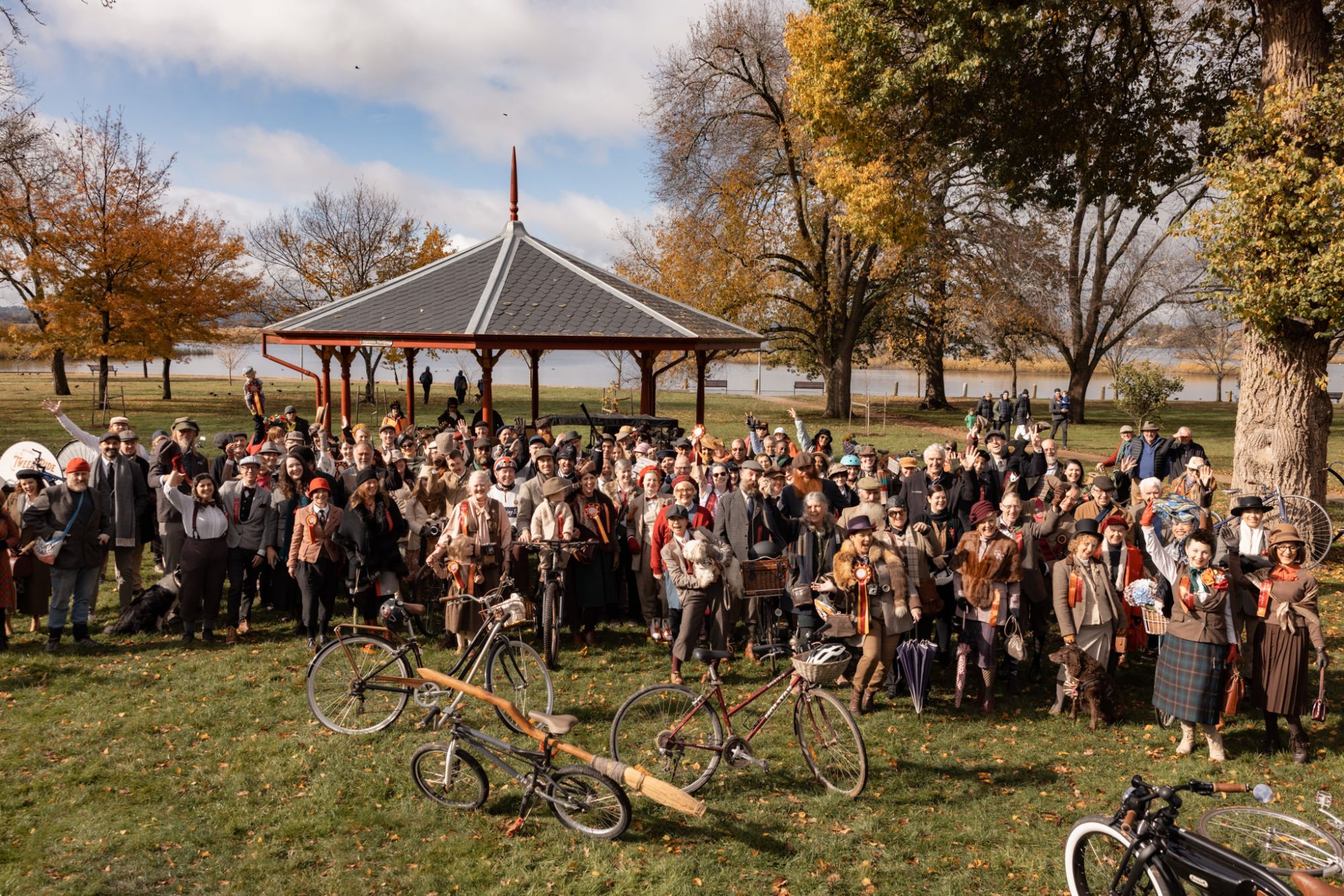 The crowd gathering at Lake Wendouree for the Ballarat Tweed Ride as part of the 2023 Ballarat Heritage Festival.