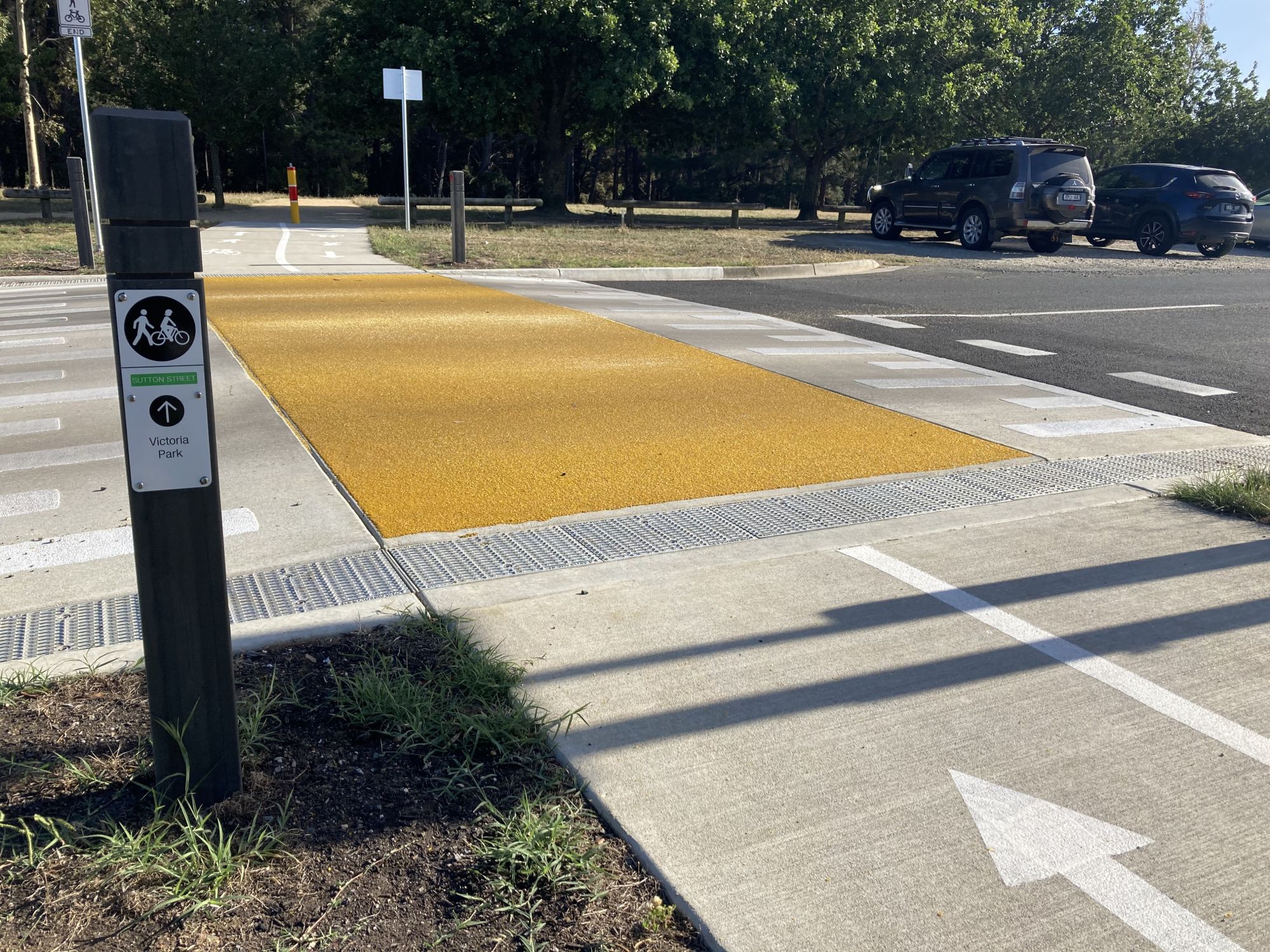 Generic image of Shared Path road crossing