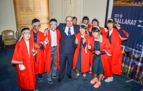 Current City of Ballarat Mayor, Cr Des Hudson during a previous visit from Inagawa representatives