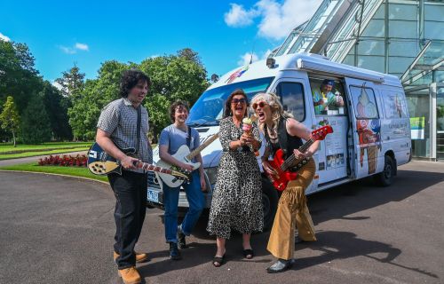 City of Ballarat Councillor, Cr Samantha McIntosh with artists that are performing at Summer Sundays, with Luigi from Luigi's Gelato. 