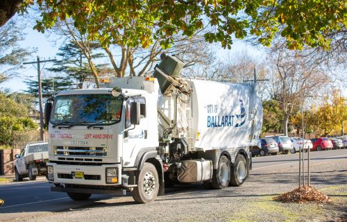 Image of City of Ballarat waste truck collecting bin