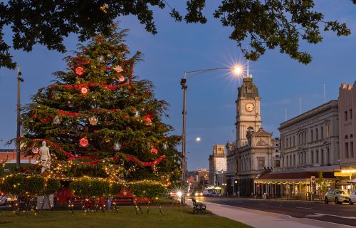 christmas decoration in sturt street