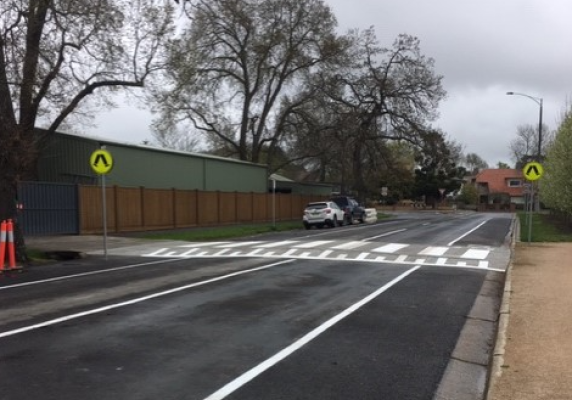 New pedestrian crossing in Wendouree Parade