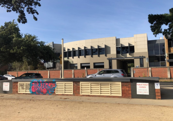 Lake Wendouree underground public toilet