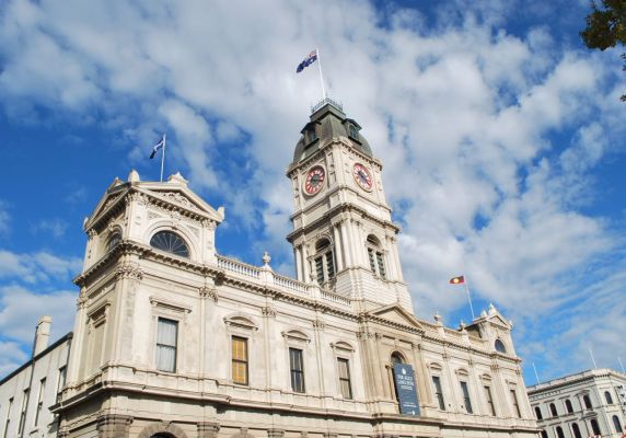 Ballarat Town Hall with a backdrop of a blue sky with some clouds. 