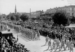 Generic image historical US Marines march in Ballarat